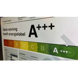 Advies in Energie stopt (tijdelijk) met het opstellen van energielabels voor particuliere woningeigenaren.